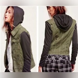 Free People Women’s Distressed Hooded Hybrid Utility Cargo Jacket Green Black Lg